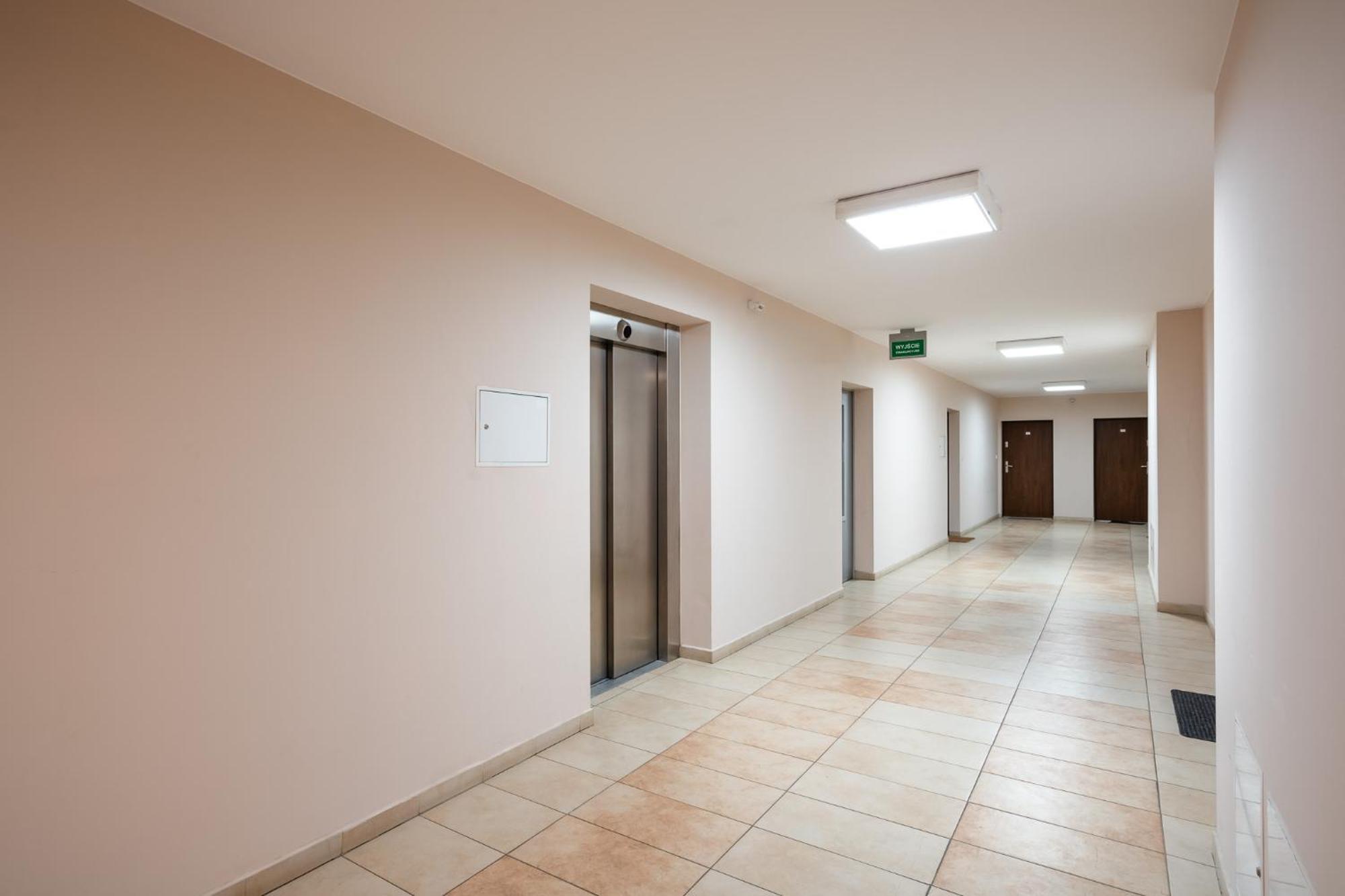 Apartment Wroc'love By Me & Mosiezna & Free Garage & Self Check In 24h *